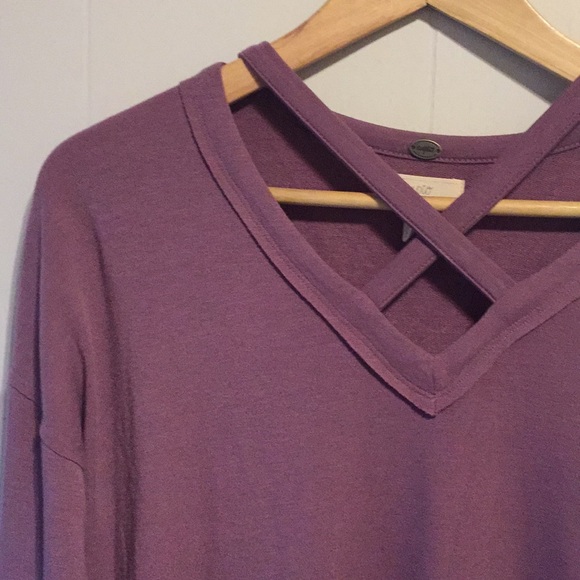 Cupio Tops - Cupio Long Top with Side Slits sz Sm